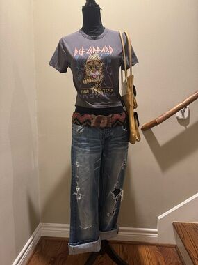 Cotton On Charcoal Gray Def Leppard Graphic Tee